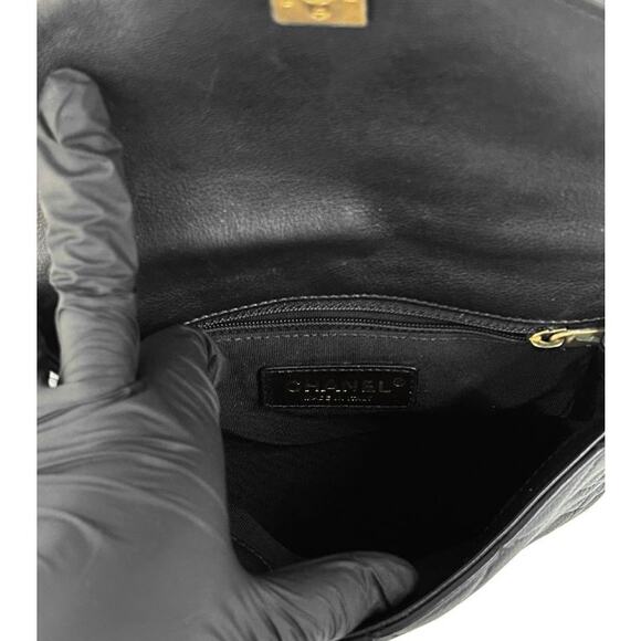 CHANEL Black Waist Bag A-A26679 - Picture 7 of 11